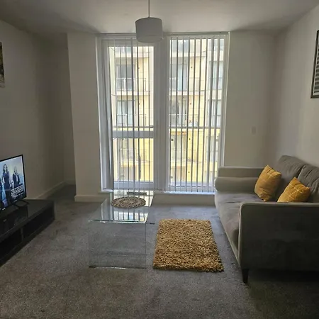 Nariken Apartments Manchester-2